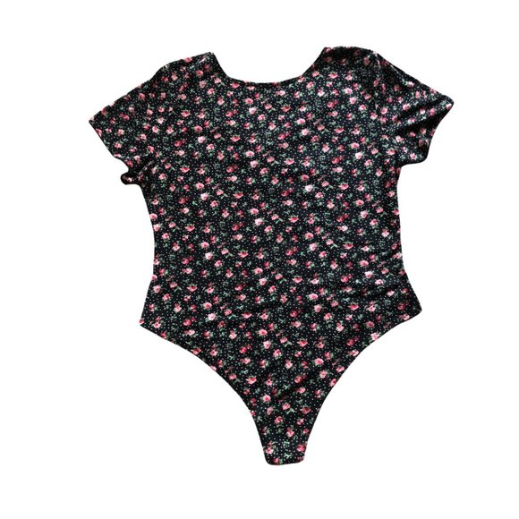 Plus Size Floral Ruched Front Bodysuit Size 2XL - Picture 2 of 9